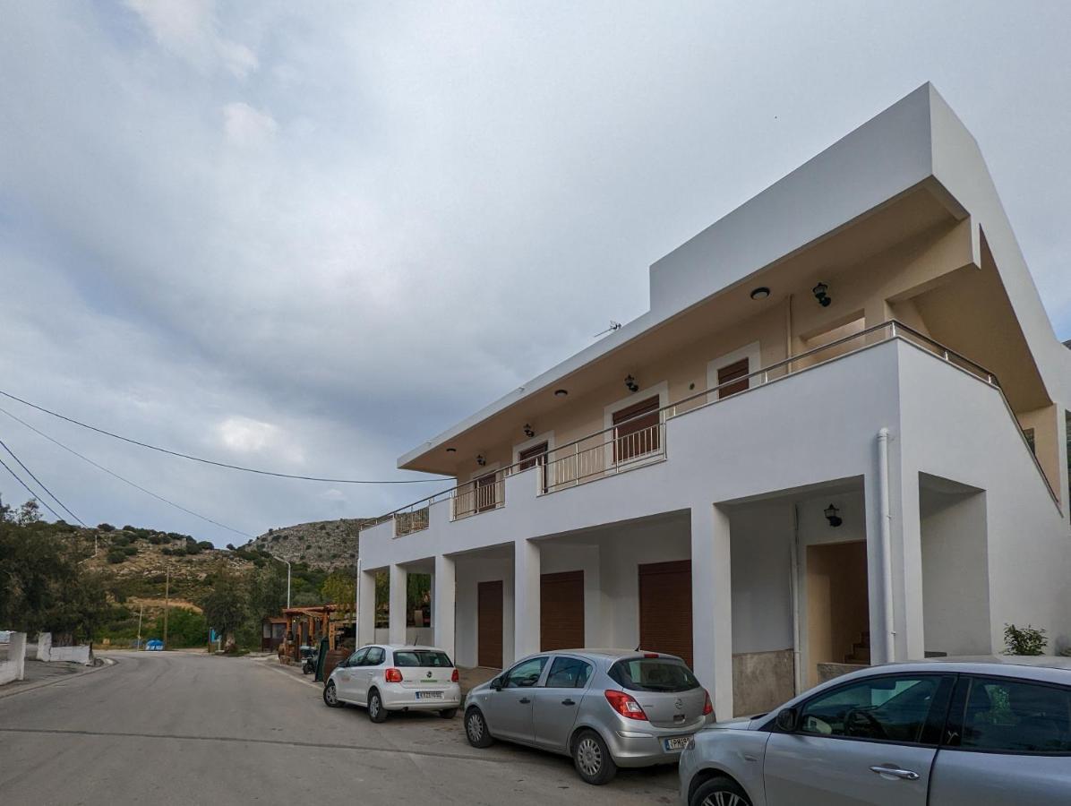 Apartment Tharenos Embonas